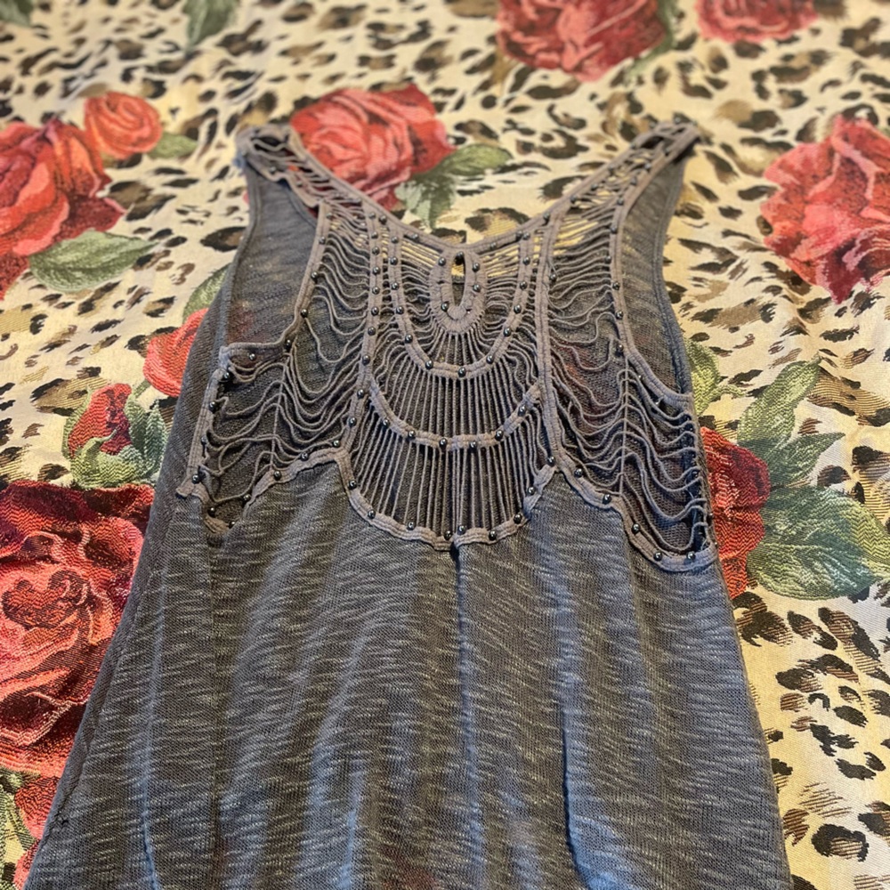 Lace like tank top/ crop top, great for any occasion